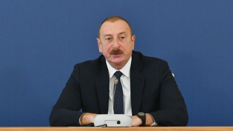 Dövlət başçısı: Qarşımızda böyük çağırış dayanır
