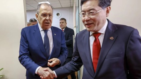 Lavrov çinli həmkarı ilə GÖRÜŞDÜ - VİDEO