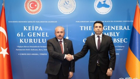 Azərbaycana qarşı ərazi iddiamız yoxdur - Simonyan