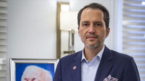 Bizə səs verin ki, zina cinayət sayılsın - Erbakanın oğlu (FOTO)