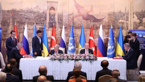 İstanbulda taxıl sazişi üzrə görüş keçiriləcək