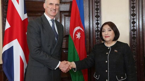 Sahibə Qafarova britaniyalı nazirlə görüşdü 