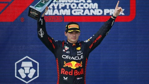 "Formula 1": Ferstappendən növbəti qələbə 
