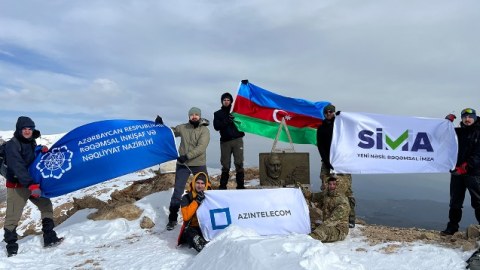 “AzInTelecom” nümayəndələri “Heydər zirvəsi”nə yürüş edib - FOTOLAR