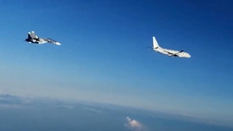 NATO Qara dəniz üzərində hərəkətə keçdi