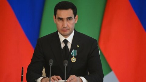 Türkmənistan prezidenti Moskvadadır - Parada gəlib
