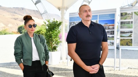 Prezidentlə xanımı Şuşada açılış və təməlqoyma mərasimlərində