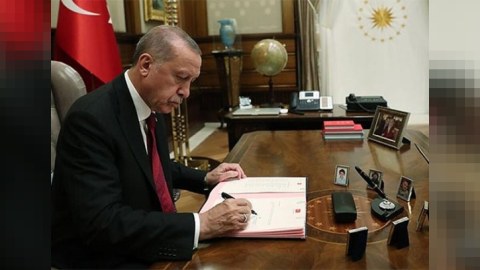 Ərdoğan Azərbaycanla imzalanan sənədi TƏSDİQLƏDİ