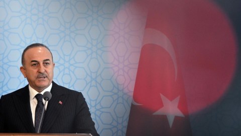 Çavuşoğlu Rusiyaya GEDİR