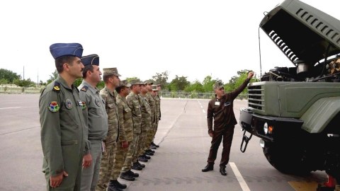 Naxçıvanda ordunun döyüş gücü artırılır - FOTOLAR