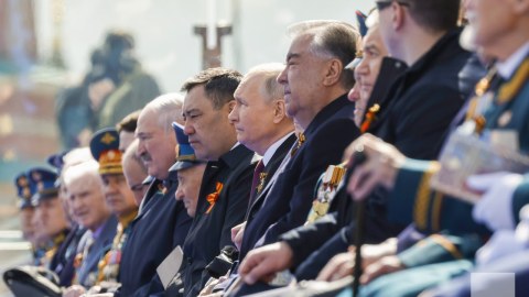 Azərbaycan Moskva paradında niyə təmsil olunmadı? 