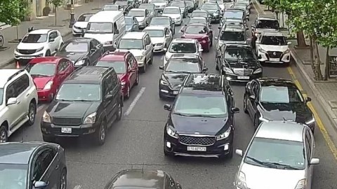 Hazırda tıxac olan yolların SİYAHISI