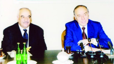Heydər Əliyev Moskvaya gedəndə ağlamışdım - Abid Şərifov