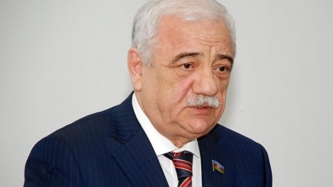 Azərbaycan daha böyük nailiyyətlərə doğru inamla gedir