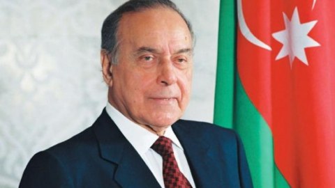 Heydər Əliyev - Müstəqil Azərbaycan dövlətinin banisi