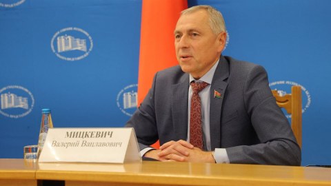 Belaruslu deputat Milli Məclisin xüsusi iclasında iştirak edəcək