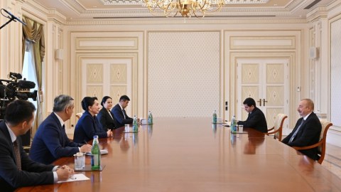Prezident Özbəkistan spikerinə təşəkkür etdi