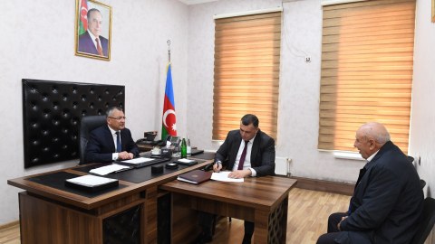 Rövşən Rzayev vətəndaşların növbəti qəbulunu keçirdi - FOTOLAR