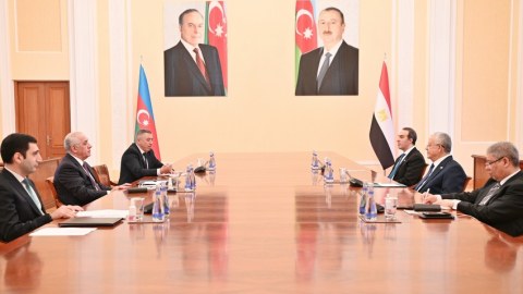 Əli Əsədov daha bir görüş keçirdi