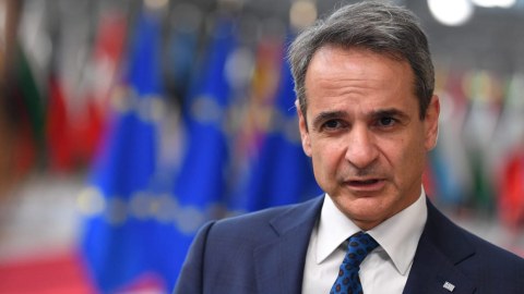 Baş nazir 57 nəfərin ölümünə görə məhkəməyə verildi