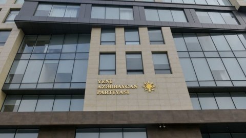 YAP-ın nüfuzuna xələl gətirən 15 nəfər partiyadan QOVULDU