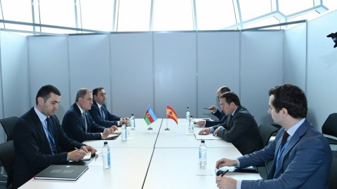 XİN başçısı ispaniyalı həmkarı ilə görüşüb - FOTOLAR