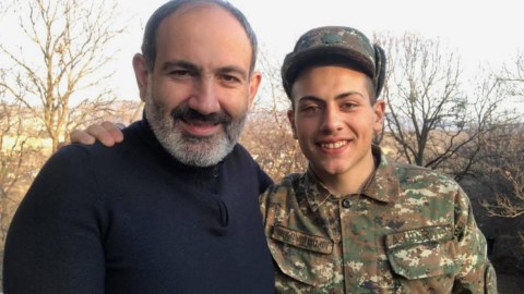 Paşinyanın oğlu oğurlanmayıb, maşına könüllü minib - TƏFƏRRÜATLAR