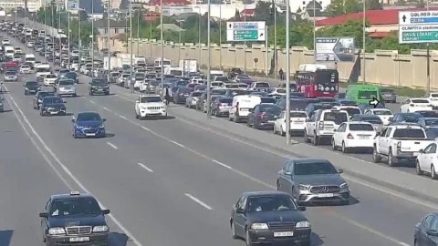 Hazırda tıxac olan yollar bunlardır - SİYAHI
