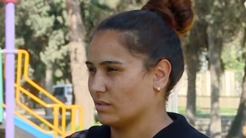 Ana xəstə övladı üçün yığdığı 10 min manatı qumarda uduzdu - VİDEO