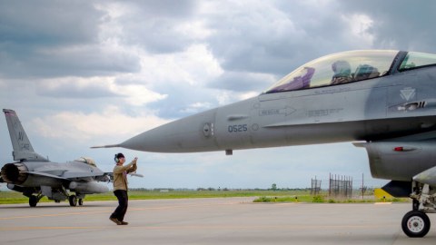 ABŞ Ukraynaya F-16 tədarük etməyə icazə verəcək