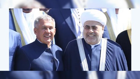 Şeyx Kazanda forumda iştirak edir - FOTO