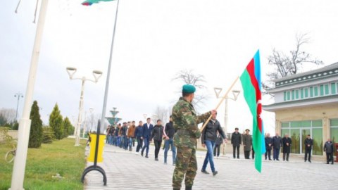 Prezident hərbi xidmətə çağırışla bağlı sərəncam İMZALADI