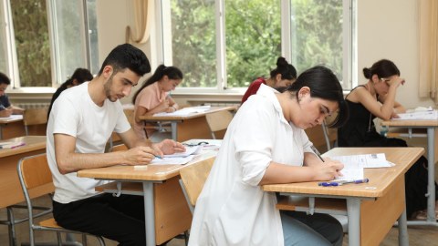 Bugünkü imtahanın düzgün CAVABLARI