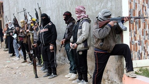 İŞİD terrorçuları İraqda iki polisi öldürüb