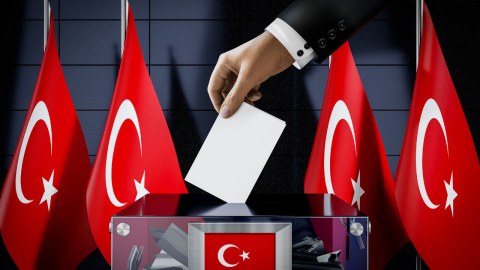 Türkiyə xaricində səs verənlərin sayı açıqlandı