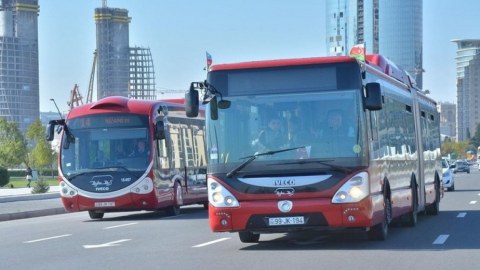 Paytaxda 100-dən çox avtobus TIXACDA qalıb