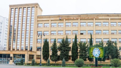 Ekologiya işçilərinin peşə bayramıdır