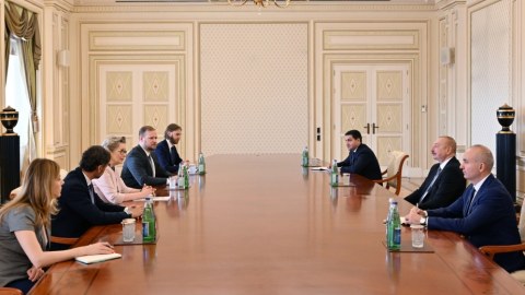 Prezident ATƏT PA sədri ilə kommunikasiyaların açılmasını müzakirə edib