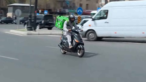 Moped və motosiklet sürənlərə XƏBƏRDARLIQ