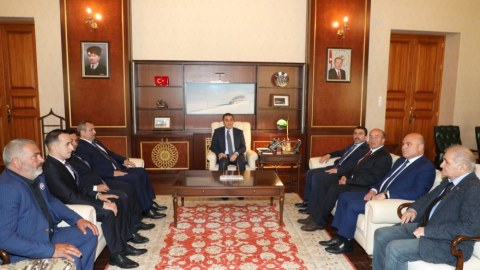 Deputatlar Türkiyədə görüşlər keçirdi 