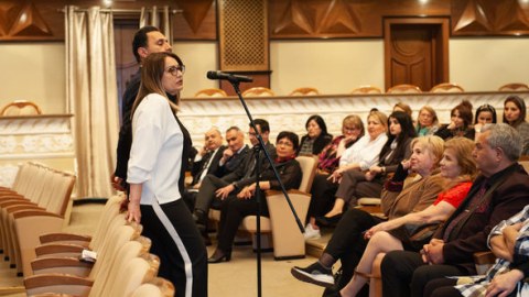 Aktyorun yeri çayxana deyil, pullar hara gedir? - Xalq artistləri danışır…
