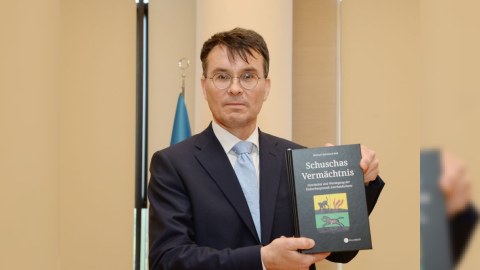 Almaniyalı alimdən erməni təxribatına ETİRAZ