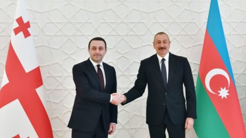 Sülh, tərəqqi və uğurlarla zəngin gələcək arzulayıram - Qaribaşvilidən məktub