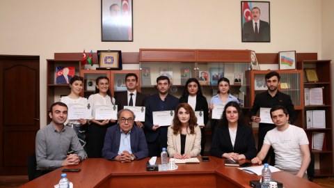 ADPU-nun “Brend tələbə”ləri mükafatlandırıldı - FOTOLAR