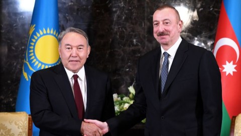 Azərbaycan xalqına sülh və rifah diləyirəm - Nazarbayev