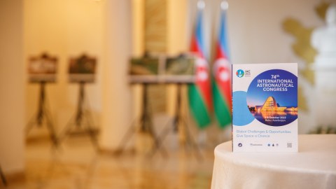 "Azersky" peyk təsvirlərinə həsr olunmuş sərgi keçirilib