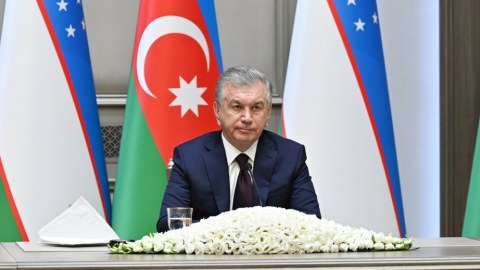 Mirziyoyev İrana səfər edəcək 
