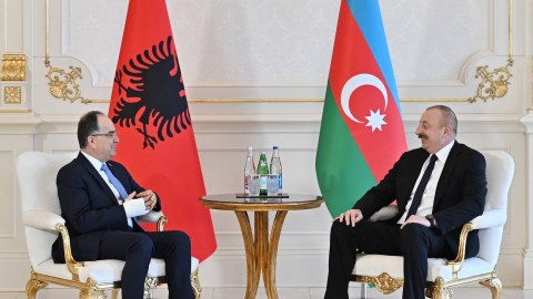 Albaniya Prezidenti İlham Əliyevə məktub YAZDI
