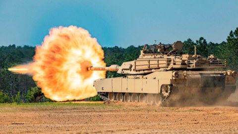 Ukrayna hərbçiləri ABŞ tanklarında təlimə BAŞLADI 