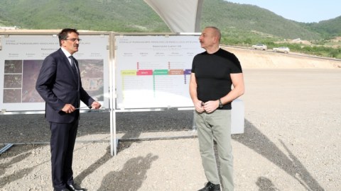 Prezident Aqro və Sənaye Parkında aparılan işlərlə tanış oldu